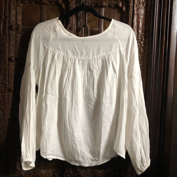 Gorgeous Cream Boho Peasant Top ♥️ - Picture 1 of 6